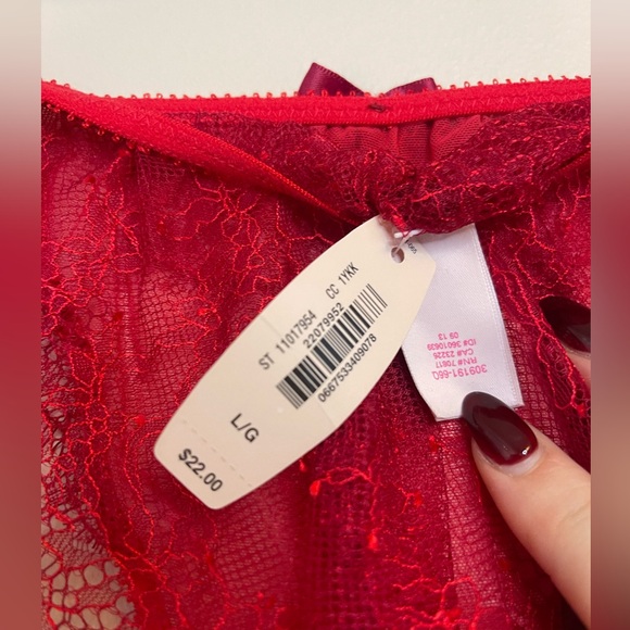 Victoria’s Secret Holiday Panty - Picture 4 of 4